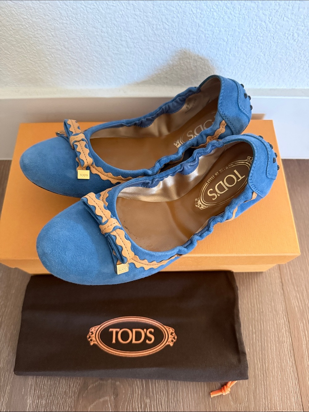TOD'S Blue Suede Ballet Flats with Tan Trim
